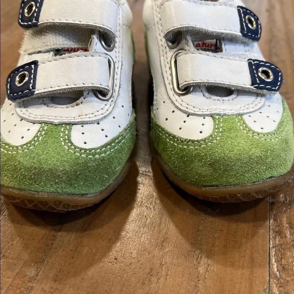 Naturino green suede